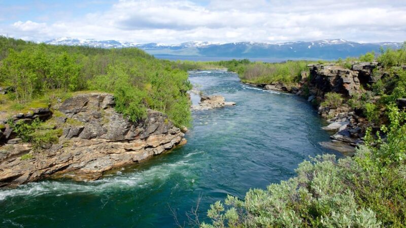Rovaniemi: 2 Days Tour to Abisko, Sweden - Exploring Abisko National Park