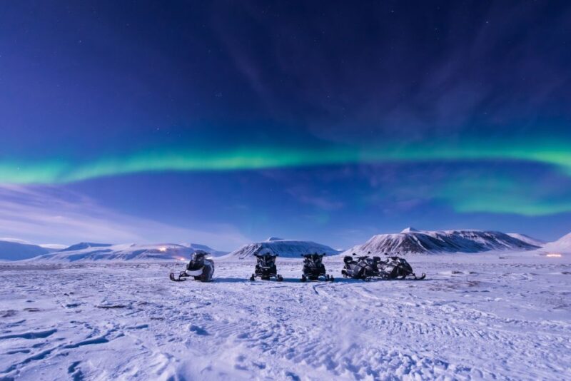 Rovaniemi: Aurora Borealis Snowmobile Safari With Campfire - Unique Experience Highlights