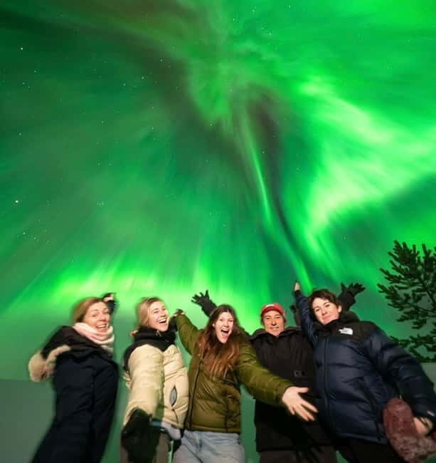 Rovaniemi: Aurora Hunting Pro Tour with Guaranteed View - Key Points