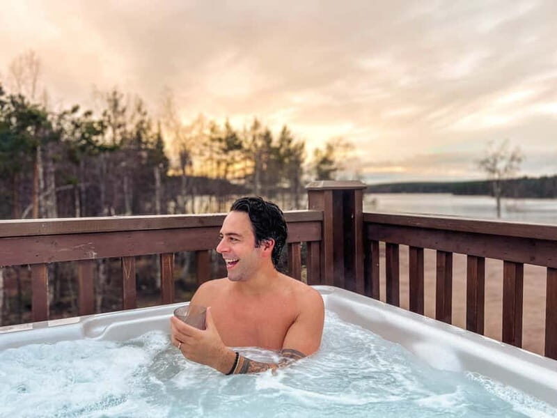 Rovaniemi: Ice sculpting, Sauna Experience & Dinner autumn - The Highlights That Make This Tour Stand Out