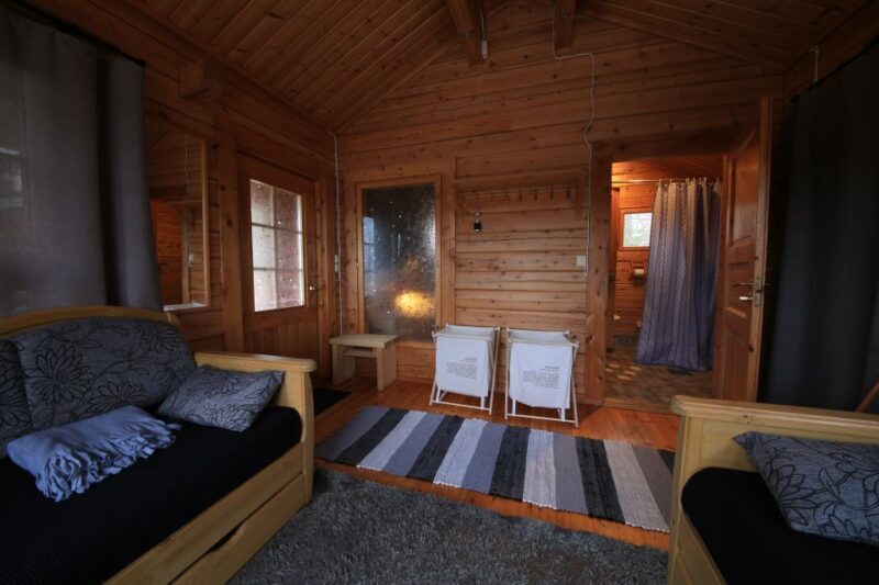 Rovaniemi: Private Sauna, Jacuzzi and Dinner - Who Should Consider This Experience?