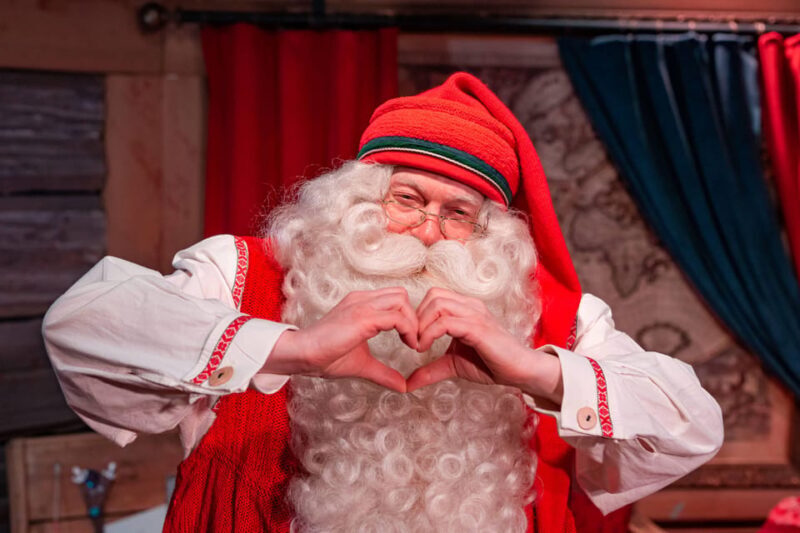 Rovaniemi: Santa Claus Village + Husky & Reindeer Sled Ride - Exploring the Itinerary: What Makes This Tour Special