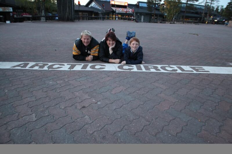 Rovaniemi: Tour to Santa Claus Village with Hotel Transfer - The Authenticity of the Experience