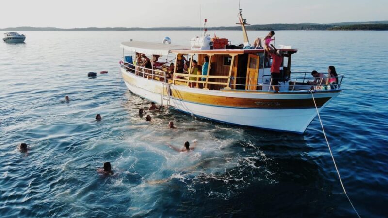 Rovinj half-day cruise: swim stops, drinks & brunch included - FAQs
