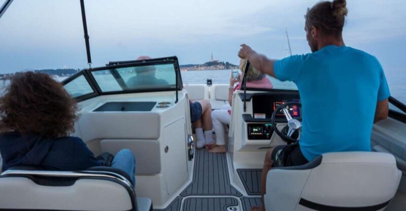 Rovinj: Sunrise Dolphins & Fishermen at Work Speedboat Tour - An Authentic, Small-Group Dolphin Adventure