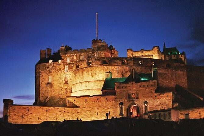 Royal Edinburgh Overnight Tour by Rail from London - Day 2: Free Exploration and Return