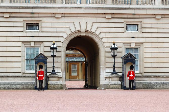 Royal London with Changing of the Guard Private Car Tour - Authentic Experiences and Authenticity