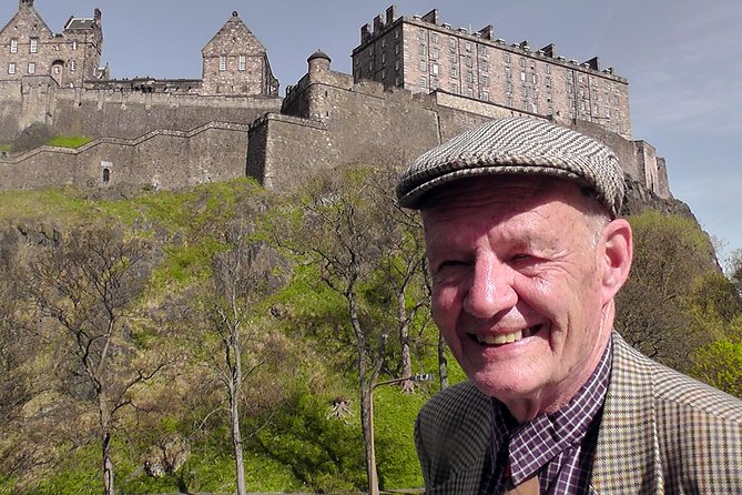 Royal Mile Guided Walking Tour in Edinburgh - Inclusions and Meeting Point