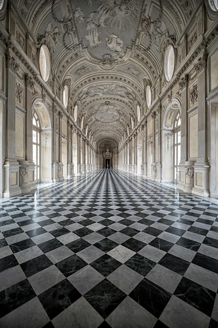 ROYAL PALACE OF CASERTA: GUIDED TOUR WITH ENTRANCE TICKET - SKIP THE LINE - Ask Away