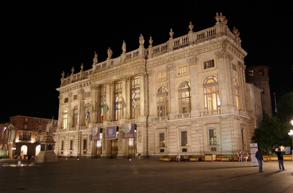 Royal Palace of Turin and Palazzo Madama Night Guided Tour - Exploring Palazzo Madama