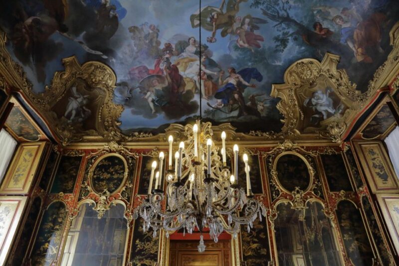 Royal Palace of Turin Skip-the-Line Ticket and Guided Tour - Largest Collection of Weapons