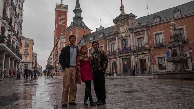 Royal Palace, Sol & Plaza Mayor Professional Photoshoot - Authentic Experiences and Honest Insights