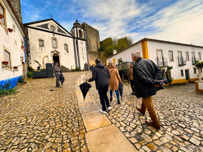 Royal Retreats And Waves: Obidos and Foz De Arelho Lagoon - Exploring Obidos Castle