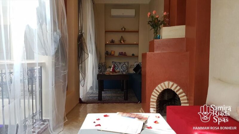 Royal Ritual: Hammam, Massage, Facial & Foot Care of Royalty - Revitalizing Foot Reflexology