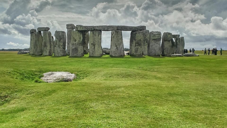 Royal Windsor Castle and Stonehenge Private Tour With Passes - Additional Information
