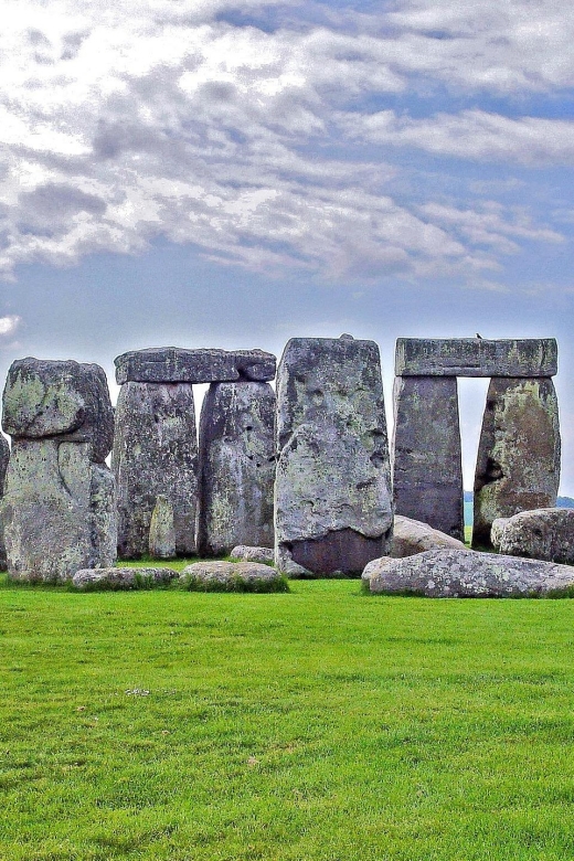 Royal Windsor Castle and Stonehenge Private Tour With Passes - Frequently Asked Questions