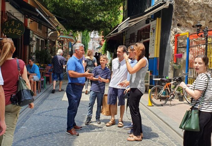 Rug Shopping Tour With Expert Grand Bazaar - Booking Information and Policies