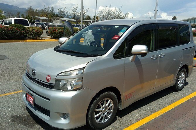 Runaway Bay Hotels Private Roundtrip Airport Transfer from Kingston Airport(KIN) - The Authenticity of the Service: Real Traveler Experiences