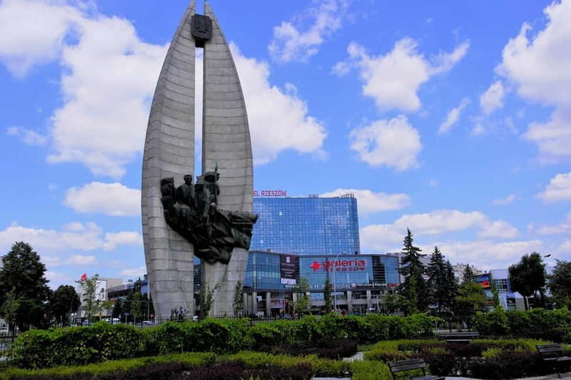 Rzeszow: Private City Highlights Walking Tour w/ Local Guide - FAQ