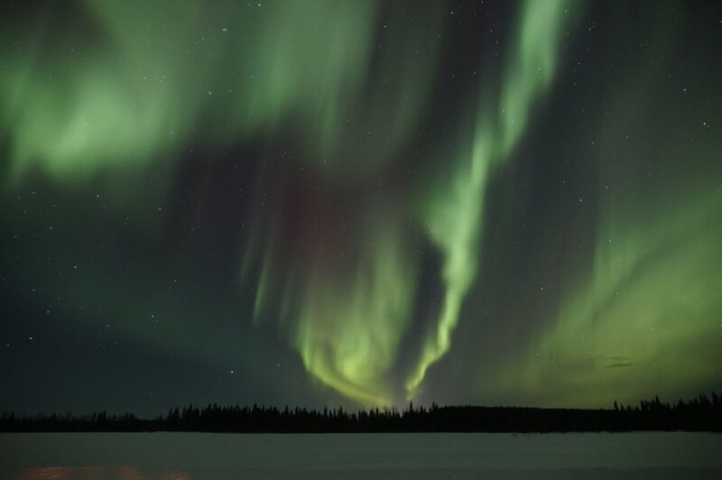 Saariselkä: Evening Snowmobile Tour with Fire & picnic - Key Points
