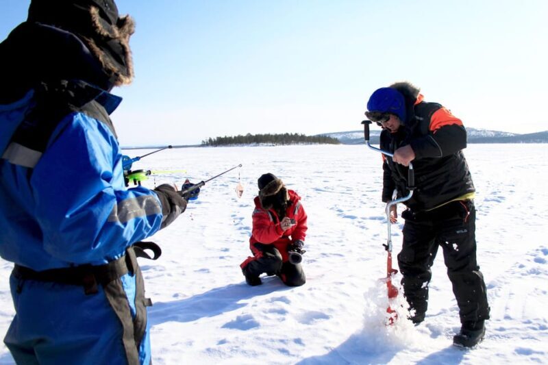 Saariselkä: Ice Fishing Tour to Lake Inari, reindeers& lunch - Introduction