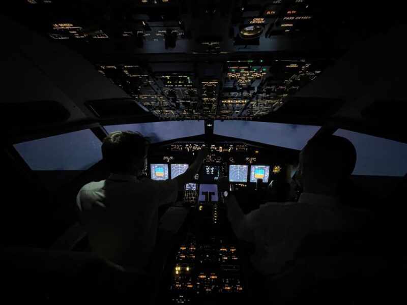 Sabadell (Barcelona): Flight Simulator Experience B737 - Meeting Point and Directions