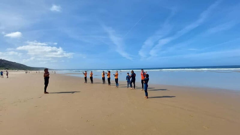 Sabura Surf Lessons & Rentals: F. da Telha Beach near Lisbon - Key Points