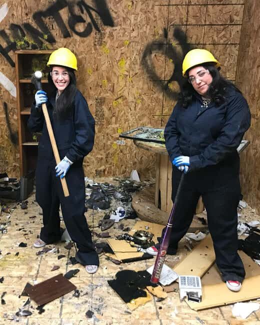 Sacramento Downtown: Rage Room Experience - An In-Depth Look at the Sacramento Rage Room Experience