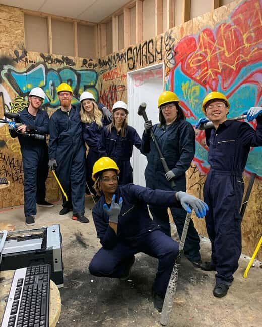 Sacramento Downtown: Rage Room Experience - The Sum Up