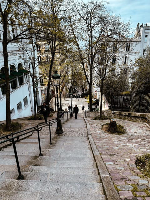 Sacré-CœUr De Montmartre Guided Tour - Tour Experience