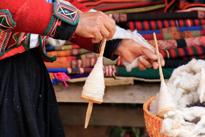 Sacred Valley-Full Package - Exploring Pisac Market