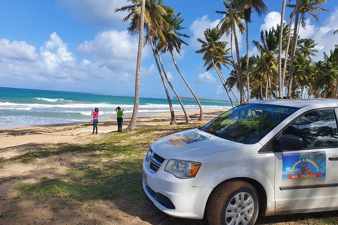 Safari Full Day VIP Experience - The Heart of the Day: The Mountaintop Family-Style Lunch