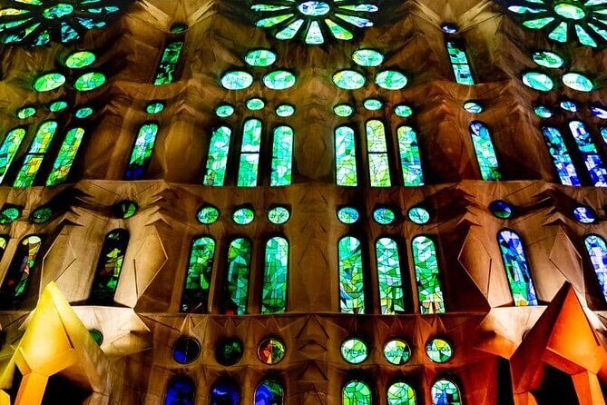 Sagrada Familia & Gothic Quarter Private Tour - Authenticity and Guides