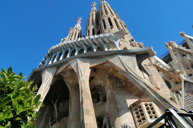 Sagrada Familia Guided Group Tour Review - Tour Overview