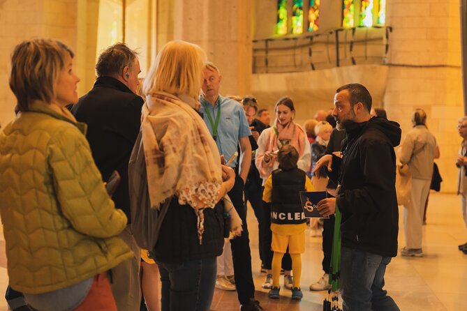 Sagrada Familia Guided Tour With Skip the Line Ticket - Cancellation and Refund Policy