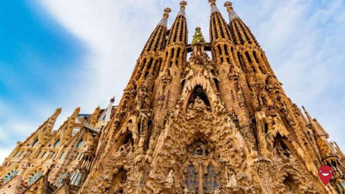 Sagrada Familia: History&Legends Comedy Tour - Frequently Asked Questions