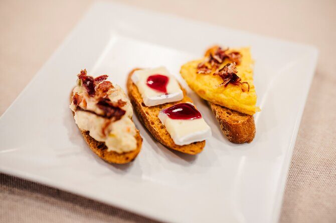 Sagrada Familia Jamón Iberico Tasting Experience with Cava - Introduction