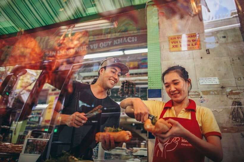 Saigon at Sunset: Ultimate Street Food Experience - Discovering Unique Flavors and Traditions