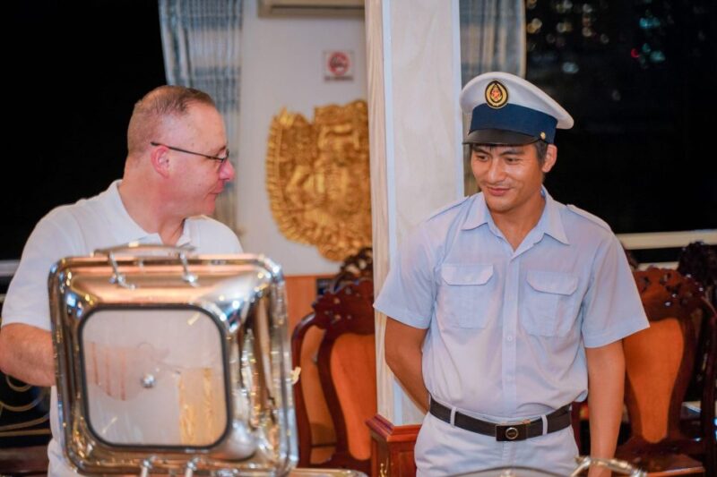 Saigon by Night and Dinner on Cruise - Dinner on the Cruise
