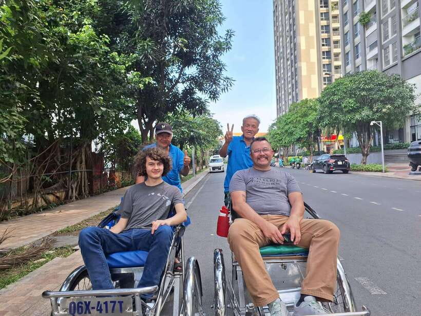 Saigon Cycling Tour: Ho Chi Minh City Street Food Bike/Cyclo - Tour Overview