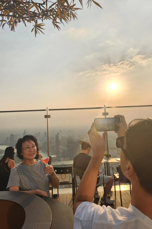 Saigon: Sunset Café Experience at Landmark 81 and Food Tour - Itinerary Highlights of the Tour