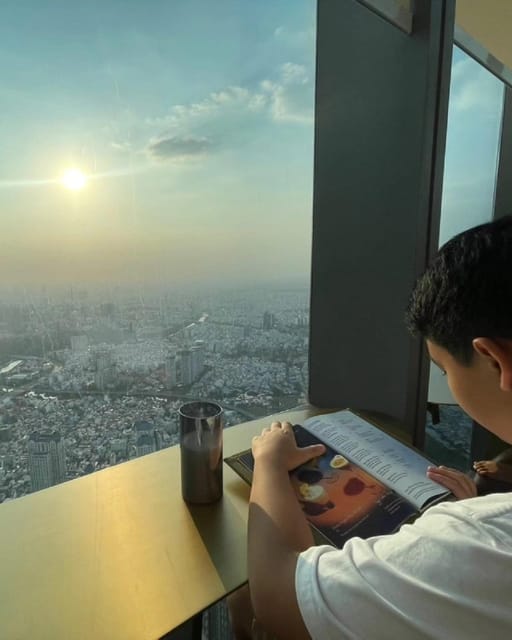 Saigon: Sunset Café Experience at Landmark 81 and Food Tour - Culinary Delights: Vietnamese Cuisine
