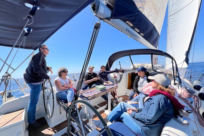 Sailboat ride for private groups in Barcelona - Final Stop: Puerto de Badalona and Return