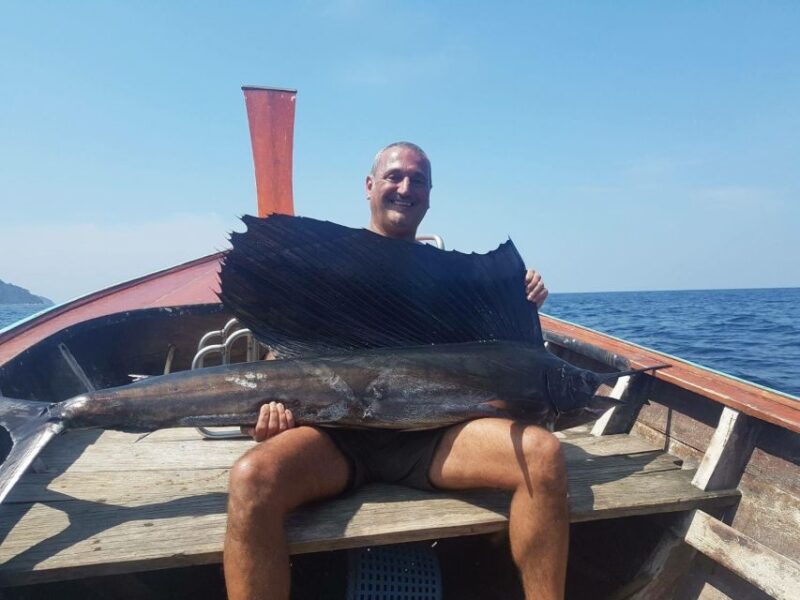 Sailfish Fishing Full Day. - Key Points