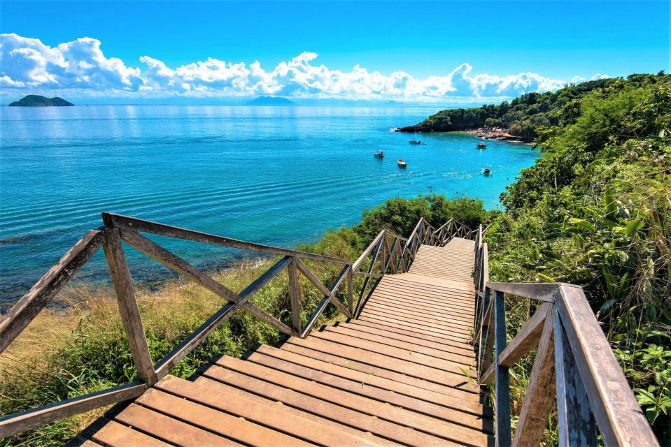 Sailing Adventure in Búzios - Boat Selection and Safety