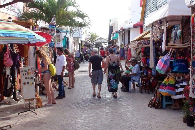 Sailing and snorkeling on a luxury catamaran to Isla Mujeres - Detailed Review of the Tour Experience