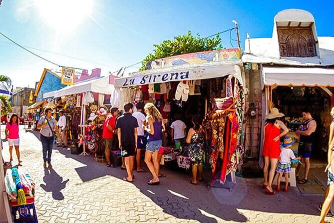 Sailing Catamaran Party to Isla Mujeres from Cancun - FAQ