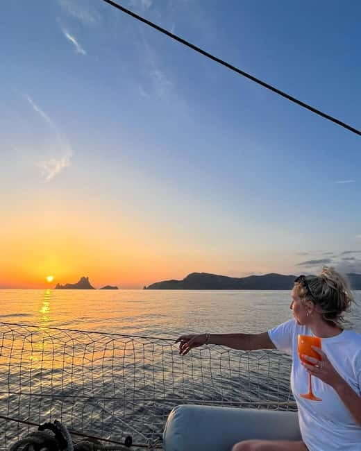 Sailing Experience Ibiza; Es Vedra at Sunset - The Sum Up