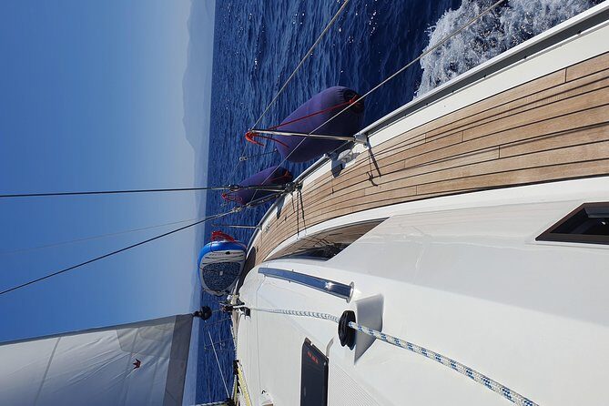 Sailing to Dia Island with lunch on Bavaria 51 Heraklion, Crete - Key Points