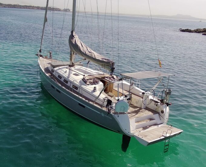 Sailing Tour: Explore Bahia De Palma With Tapas & Drinks - Customer Feedback